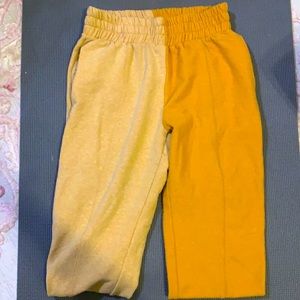 Mustard sweatpants Size Medium